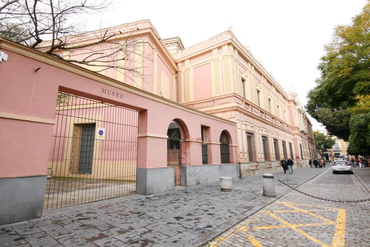 Hostal Paco'S Севілья Екстер'єр фото The museum