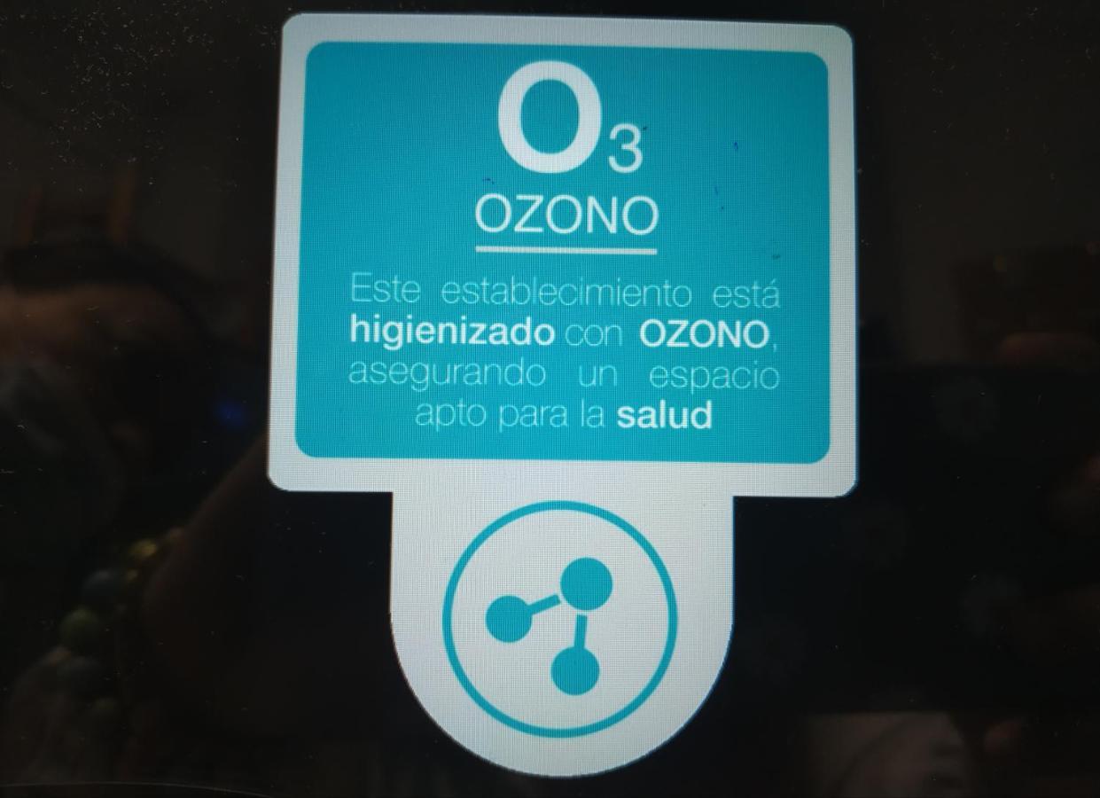 Hostal Paco'S Севілья Екстер'єр фото Ozone disinfection sign
